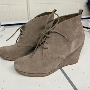 Dolce Vita (DV) booties, women’s 9